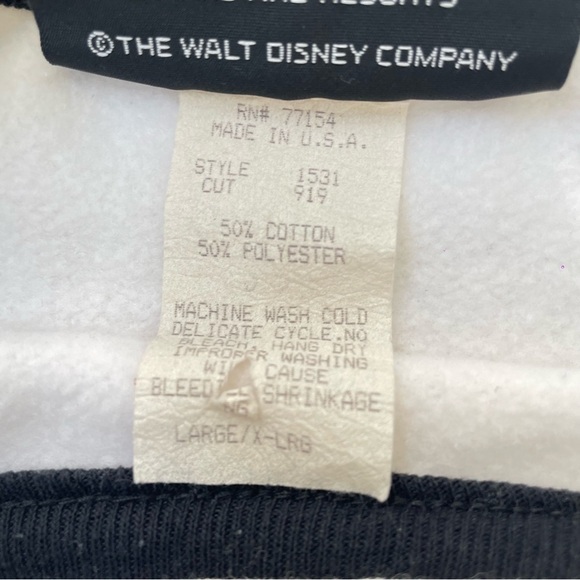 Vintage Disney World White Crewneck Sweatshirt - Picture 5 of 8